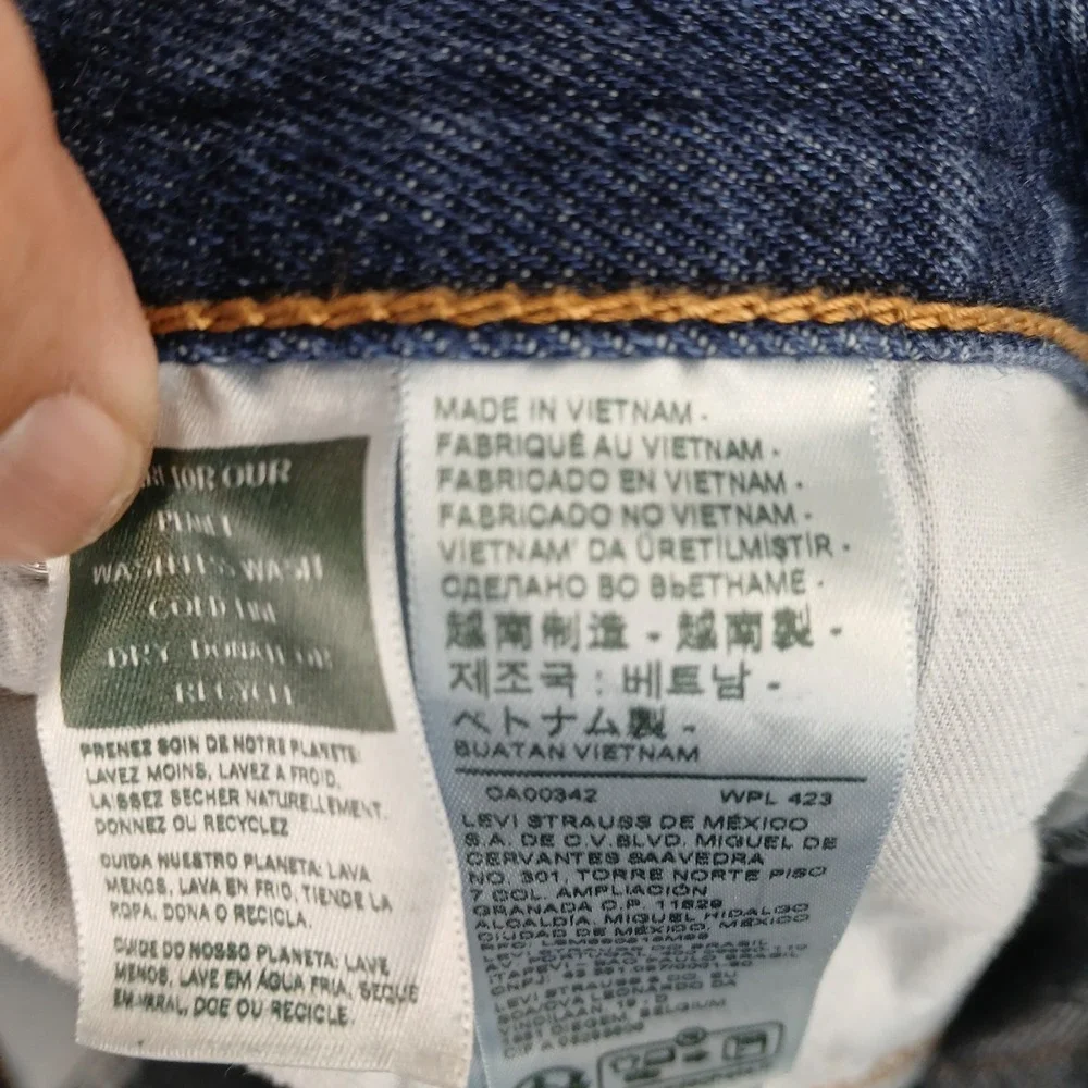 Levis 527 33x30 Mens Jeans Bootcut‎ Cowboy **Actual 32x28 ** Cool Fading FLAW
